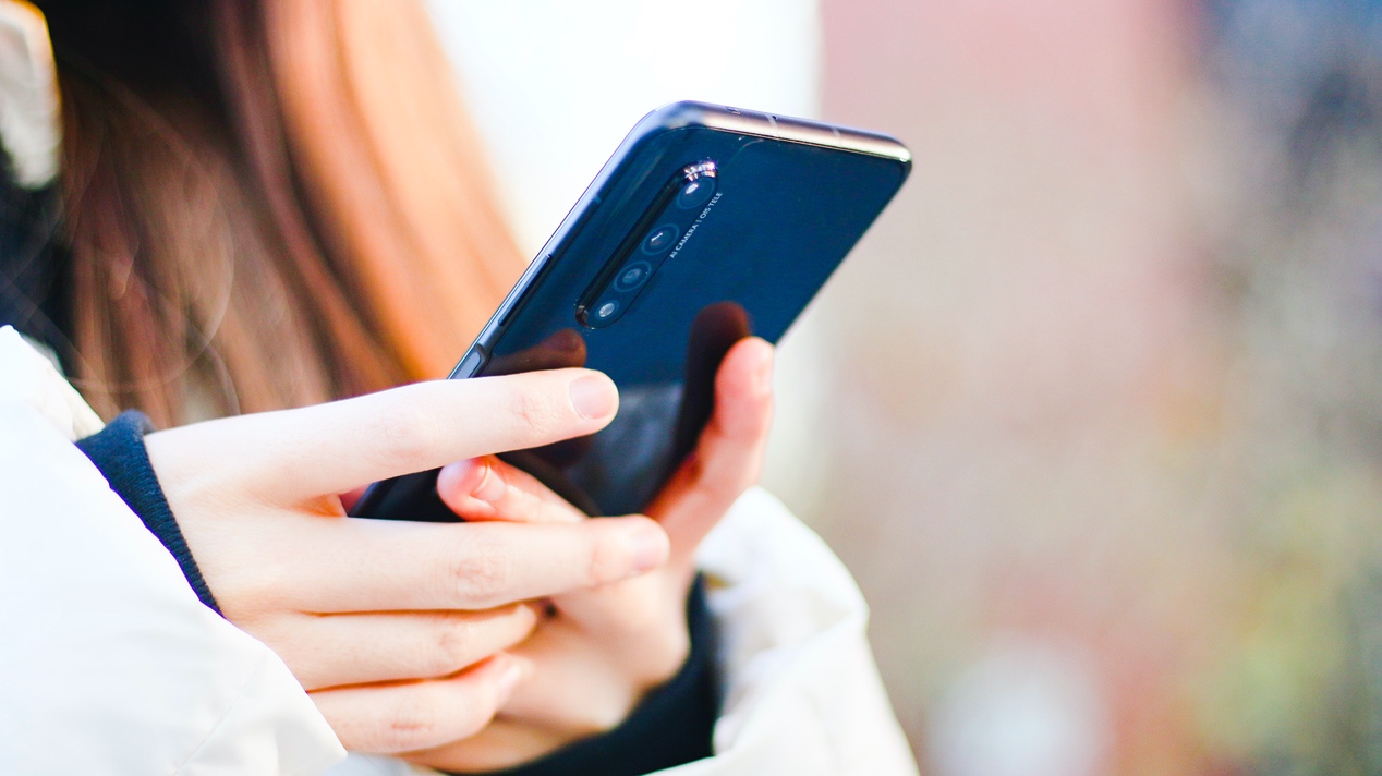 华为nova6拍照对比p30谁更好,华为nova65g手机拍照好模糊