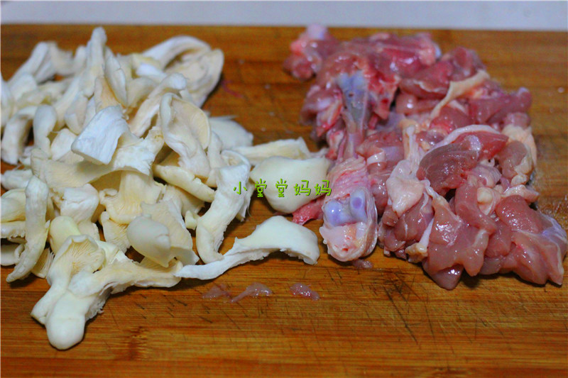 鸡腿汤怎么炖补气血增强免疫力,鸡腿怎么煮有营养简单