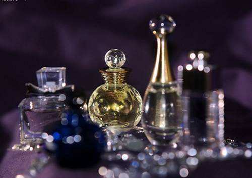 法国香水一般价格,法国香水价格差多少