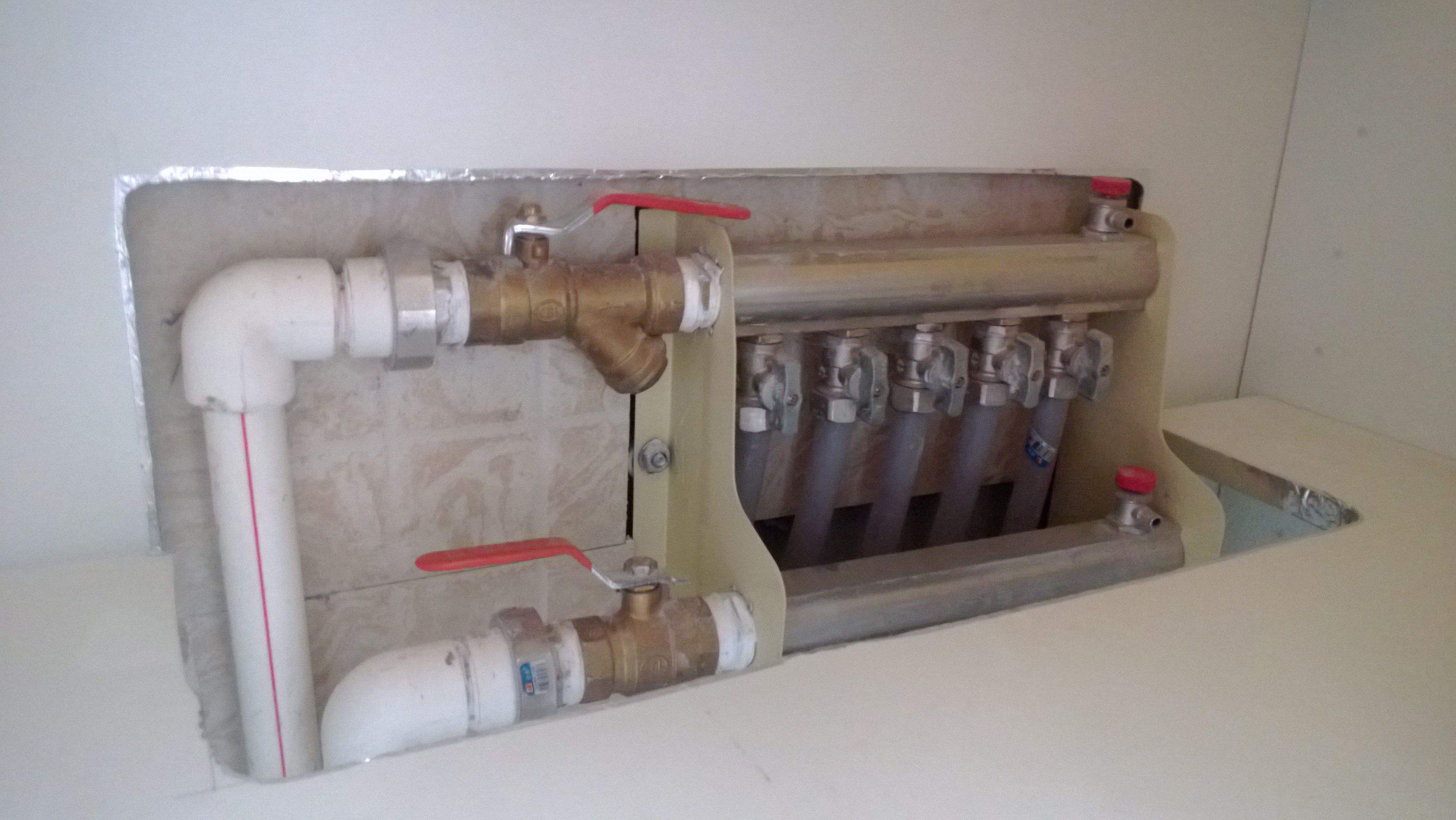 地暖进水热回水凉怎么排气视频,地暖放水排气不关回水阀门可以吗