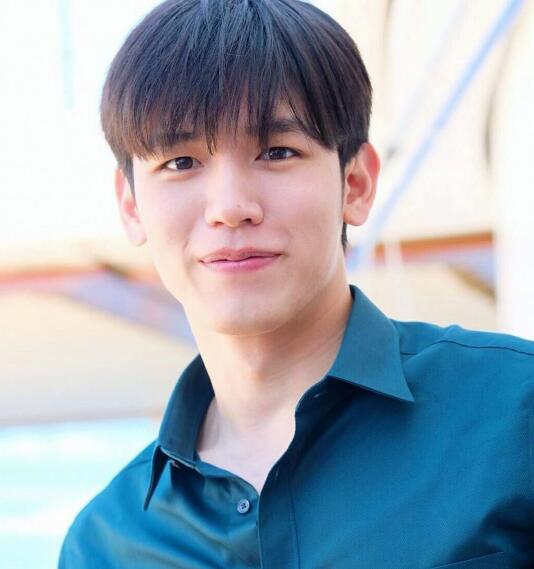 他泰让人一眼万年的外观：妞的鼻尖痣泡芙的笑眼文总的手