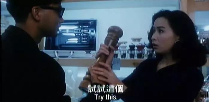 他是香港最低调的影帝,梳起飞机头他又是令人闻风丧胆的江湖大佬