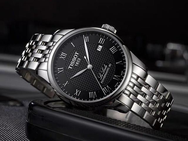 天梭手表力洛克专卖店多少钱,天梭力洛克和卡森手表哪个好