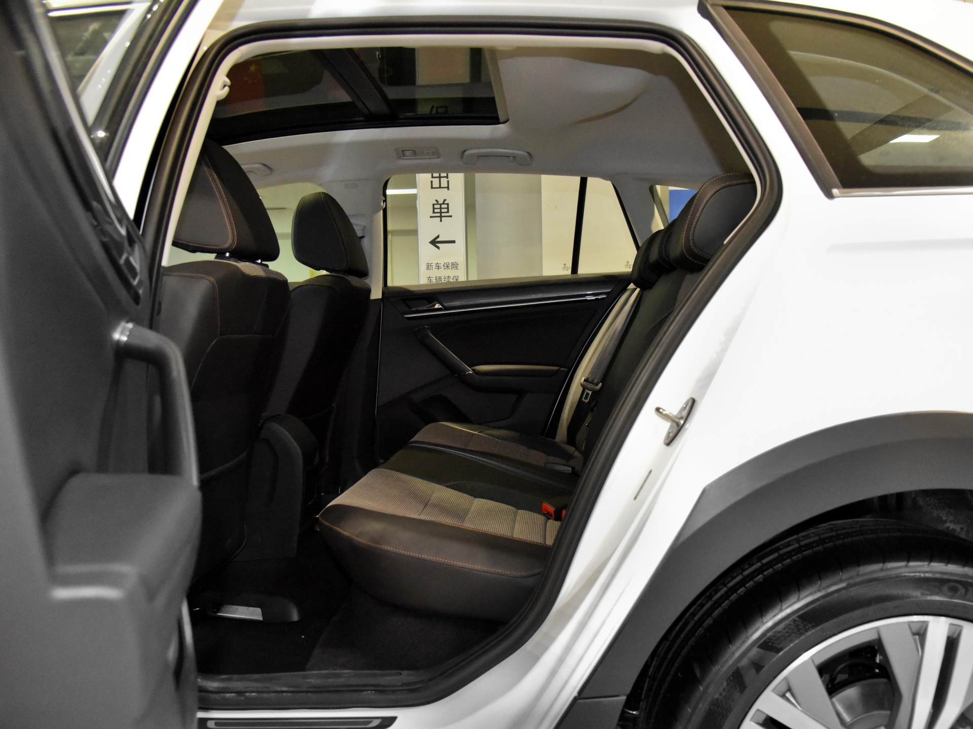 18年18款大众c-trek蔚领230tsi1.4t图片,大众c-trek蔚领2017款230tsidsg舒适型