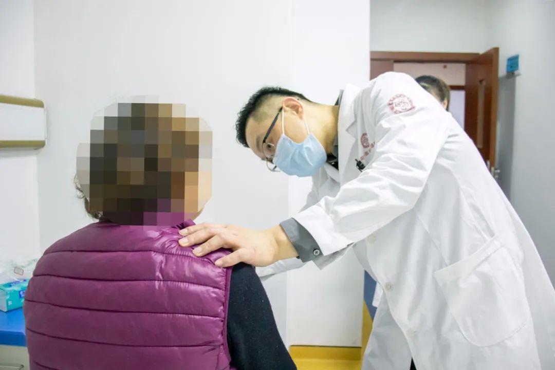 看甲亢吃什么药,看甲亢是否复发看哪个检查值