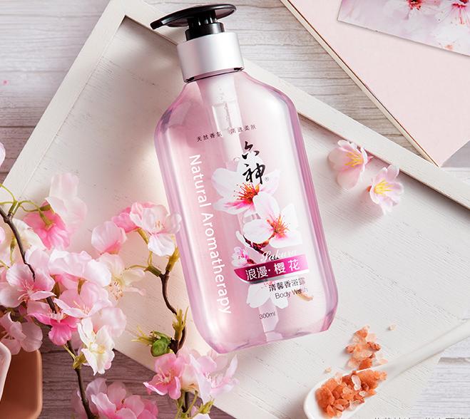 约会擦香水太刻意？几款性价高的香水沐浴露，令人心旷神怡不刺鼻