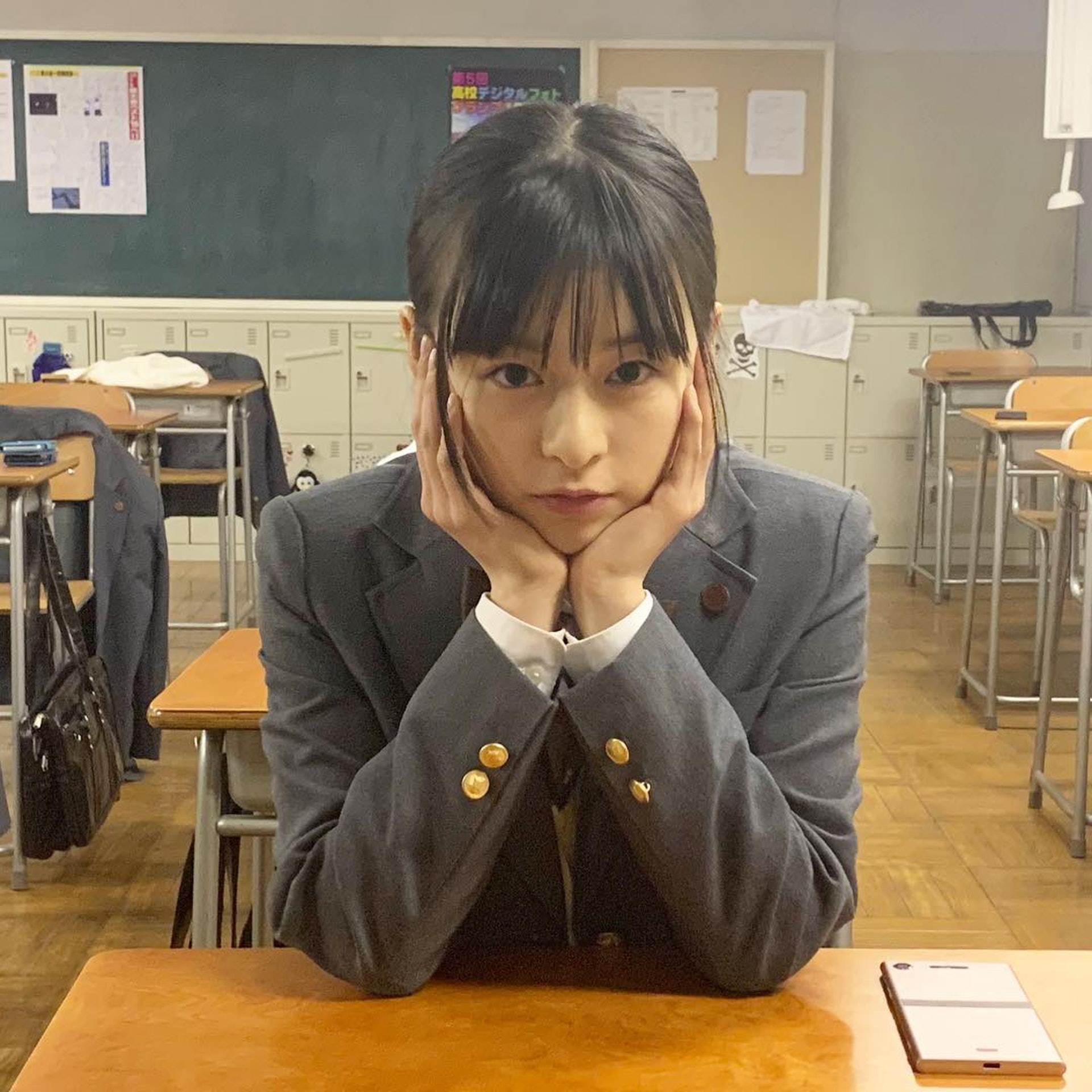 穿校服好看的日本女星 (日本最适合穿校服的女星走路霸气)