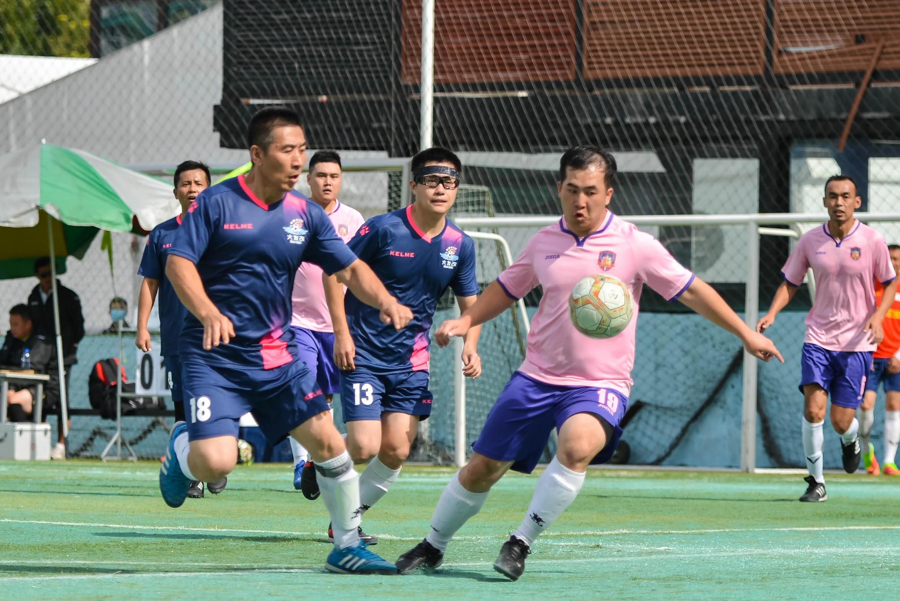 寒冷的冬天足球比赛,大连市长杯足球