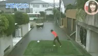 比贝克汉姆还牛的任意球大师,比贝克汉姆还厉害的任意球高手