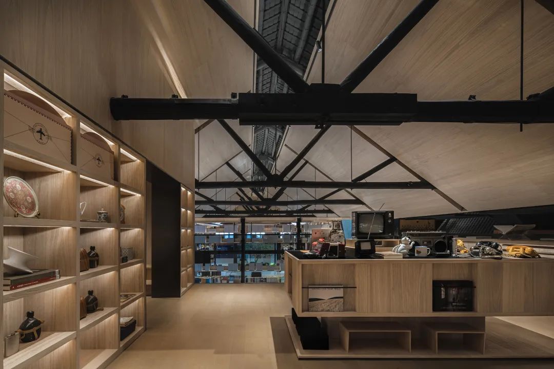 书香与艺居融为一体，重塑潮流空间IP