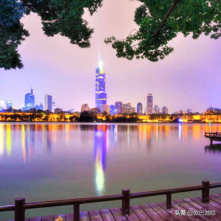 南京金陵城全景,南京金陵酒店新楼有多少米高