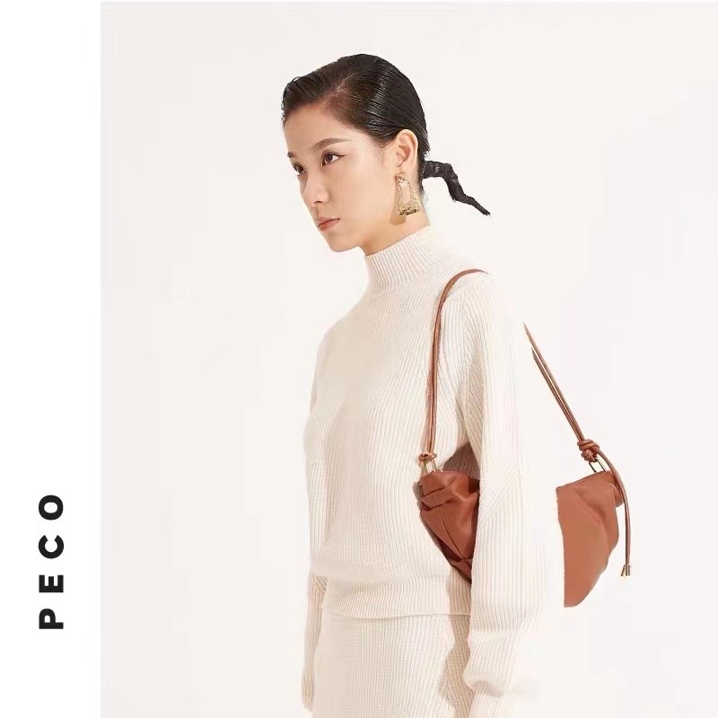 包包控推荐,给大家推荐一款非常实用的包包