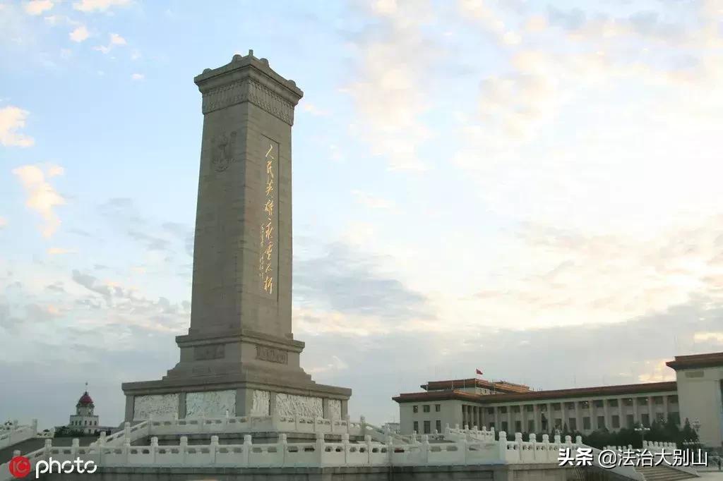 中国为什么不搞*党多**竞争?甚至一些*党**员干部都不知怎么回答!