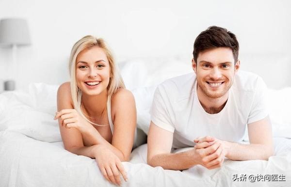 女性裤子总有尿味怎么回事,女性底裤总有尿味的原因怎么解决