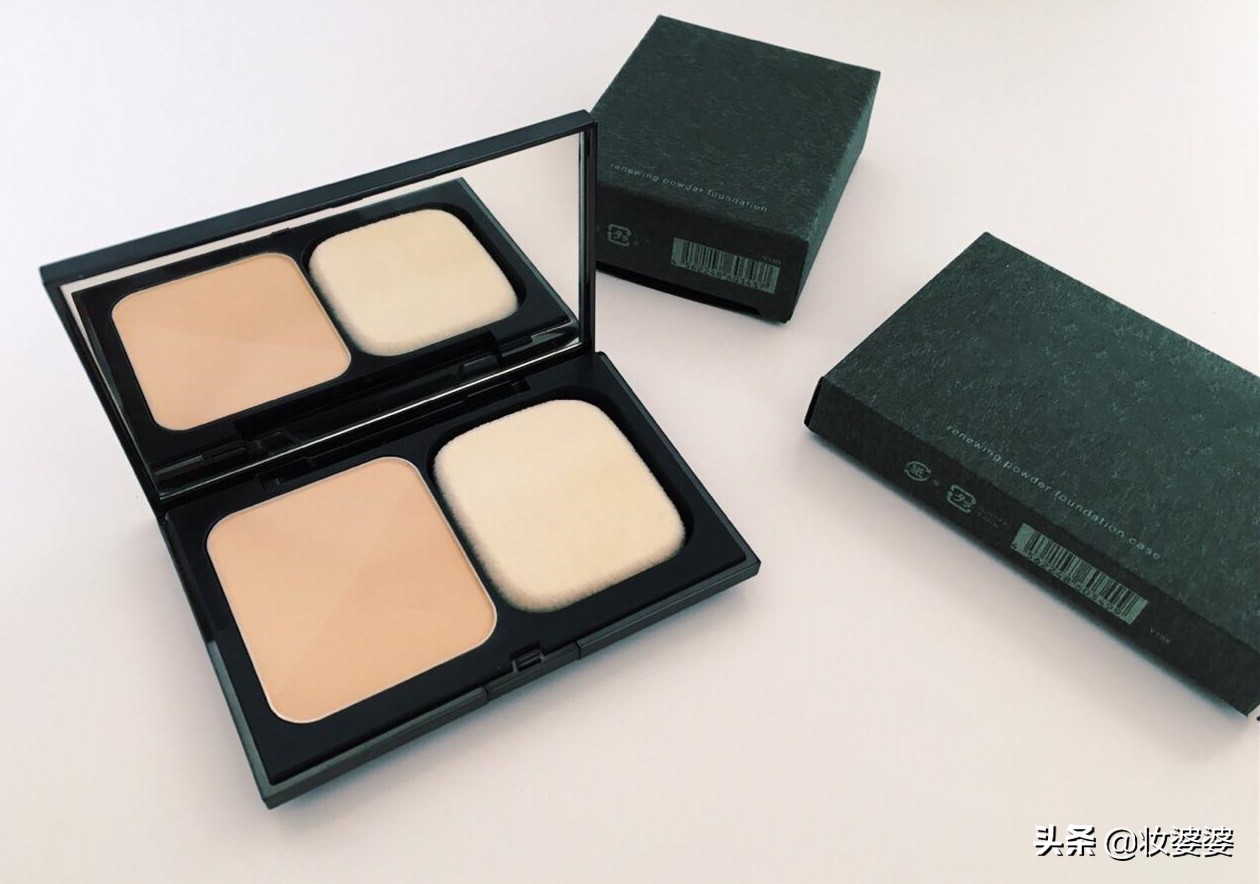 蜜粉散粉粉饼的区别和使用,蜜粉散粉粉饼区别