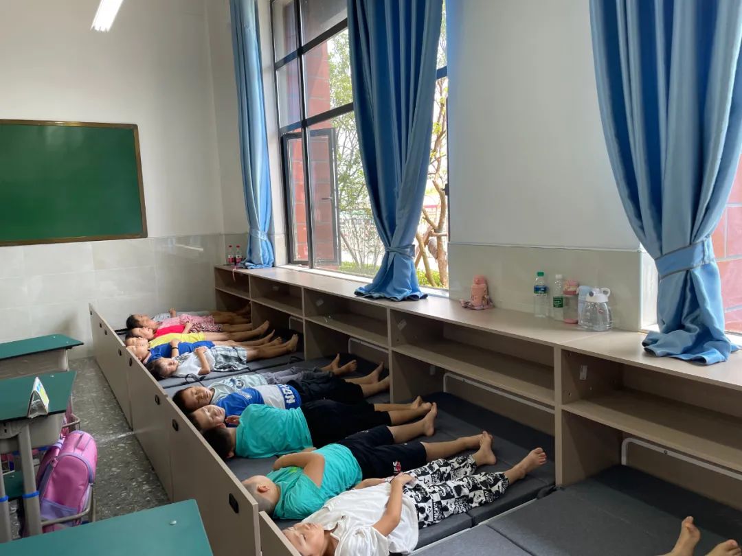 南昌近年备受好评的学校,南昌点名表扬学校