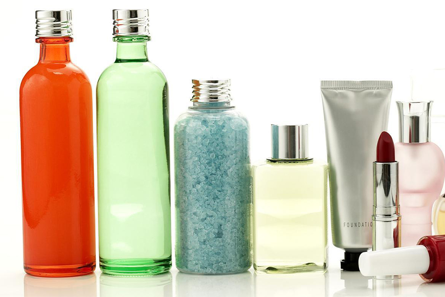 过期的化妆品怎么拿来做指甲油,什么过期化妆品可以抹指甲