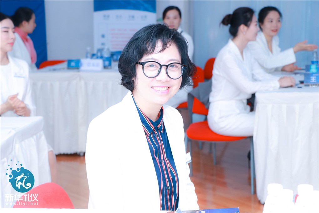 不受别人待见怎么办,不被亲人待见怎么办