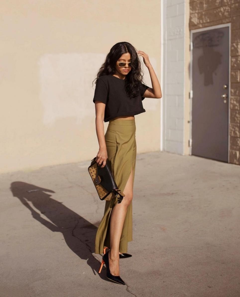 穿裙子如何搭配鞋袜,春天穿裙子配鞋子的思路技巧