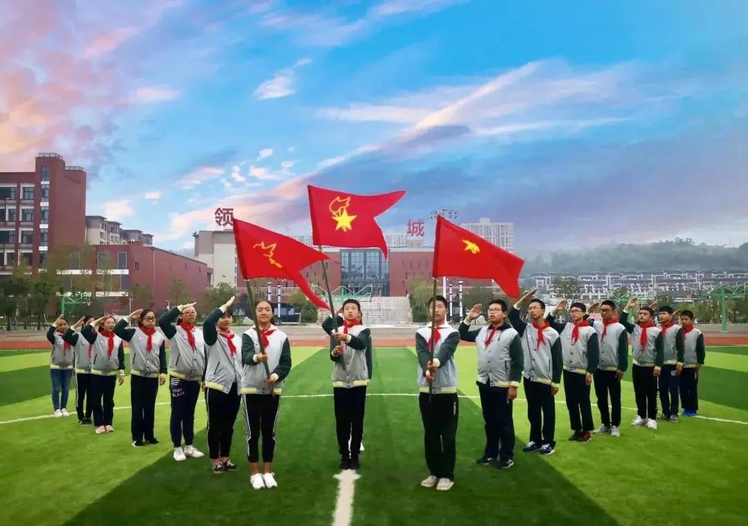 南岸区名牌初中重庆珊瑚中学,重庆南岸区珊瑚中学