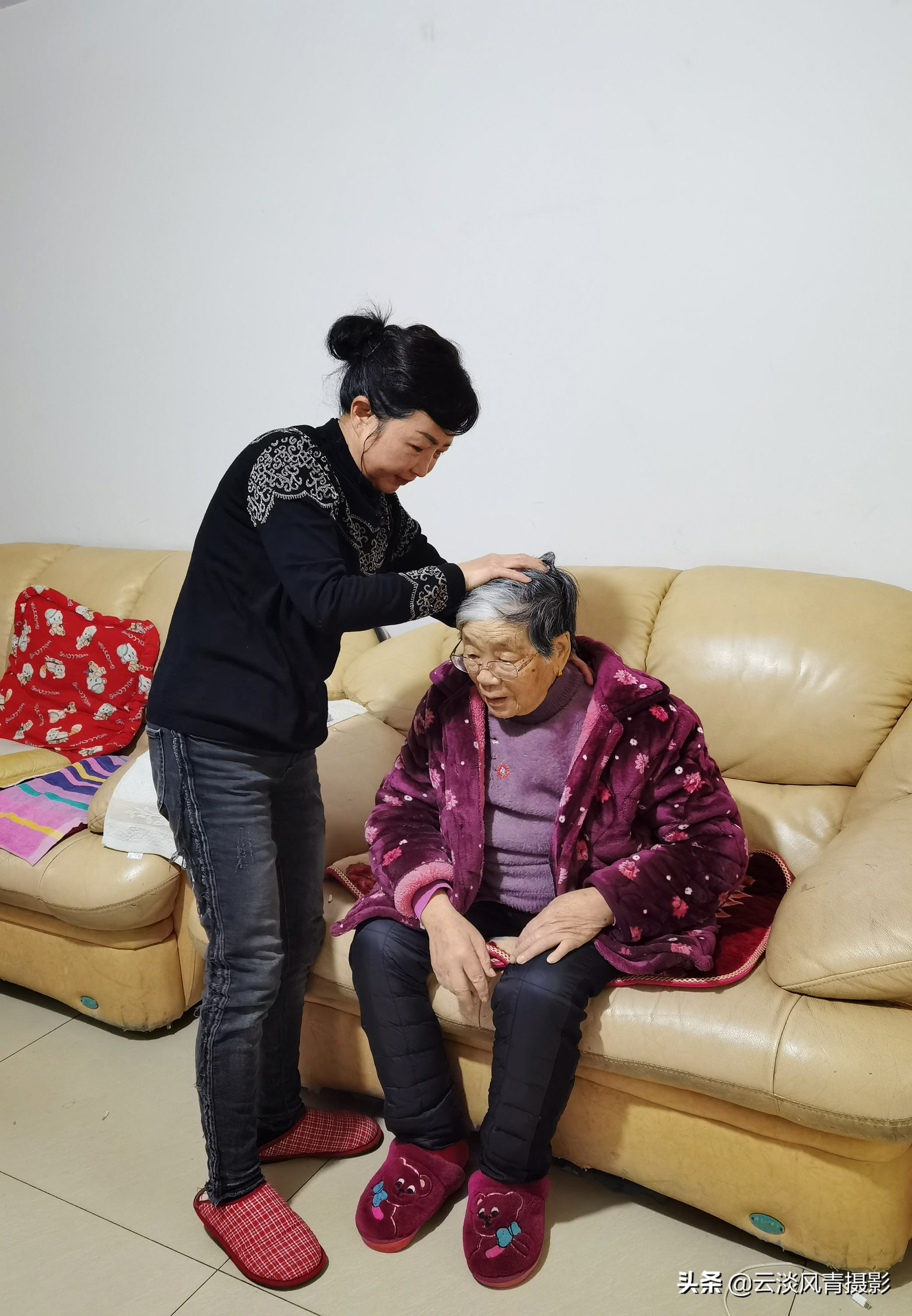 回家守孝,回家守着爸妈心情格外好