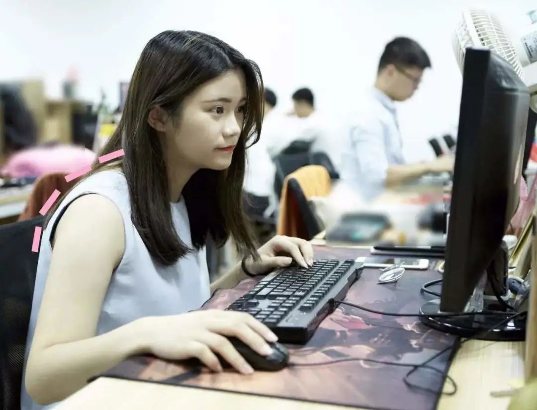 该不该让女儿买房,该不该给女儿买套房子