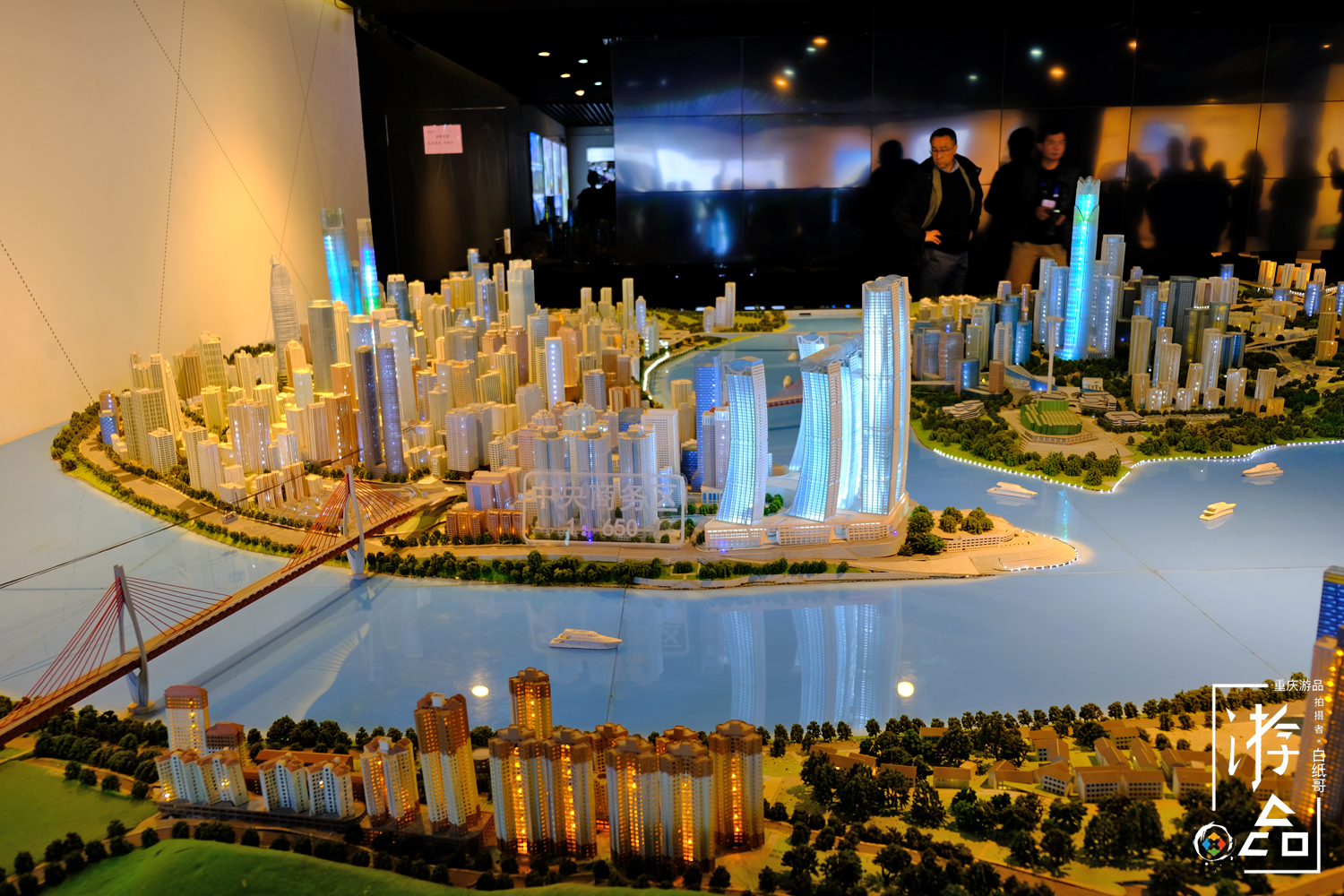 重庆人眼中的南岸区,重庆人眼中的游客