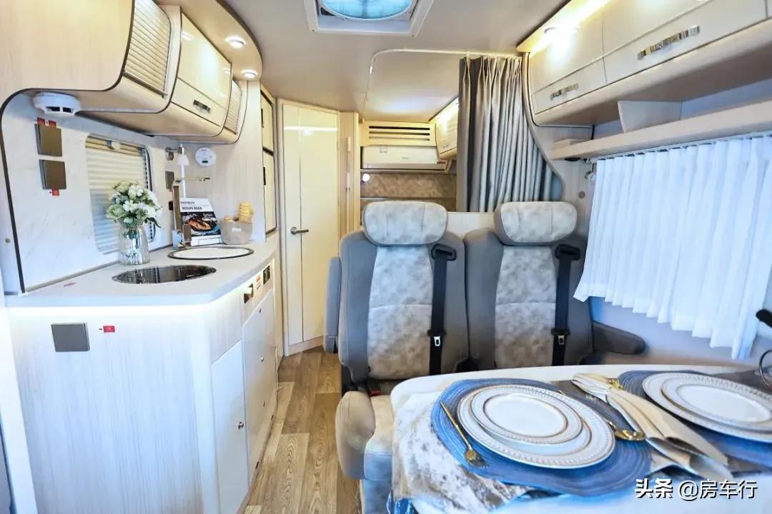 鍗撹秺x3鎴胯溅,鍗撶編浜氬崜瓒妜3鎴胯溅