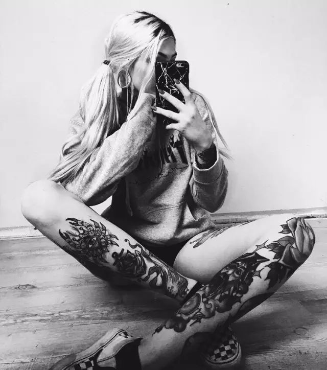 专业的纹身师纹身是不是不痛,十年纹身爱好者讲解纹身