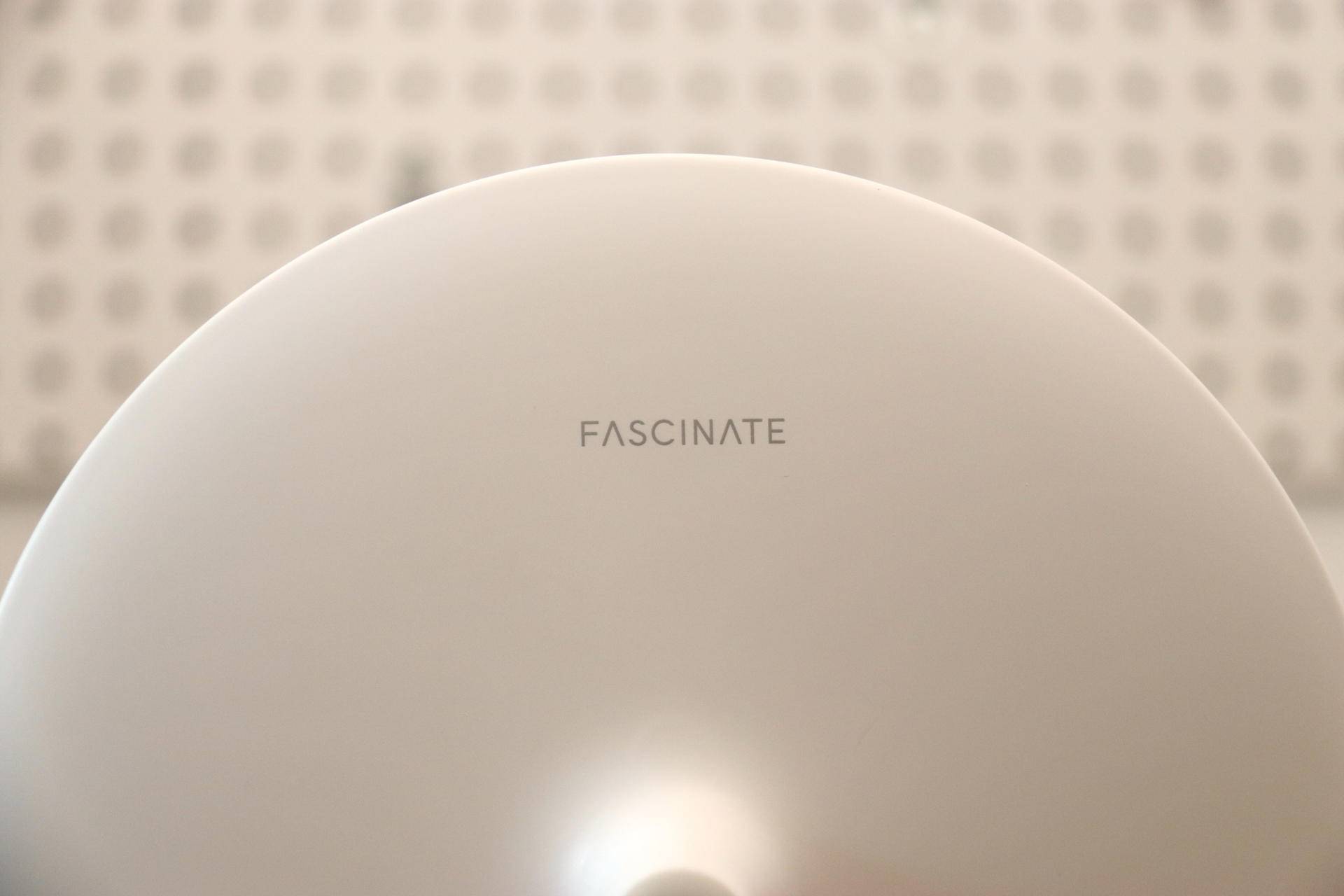 斐色耐JIUJIU化妆镜，一支口红的价格，逆袭总在不经意间