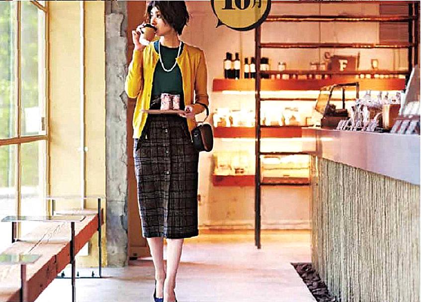 1件解锁多种时尚穿搭,卡丁连帽衫