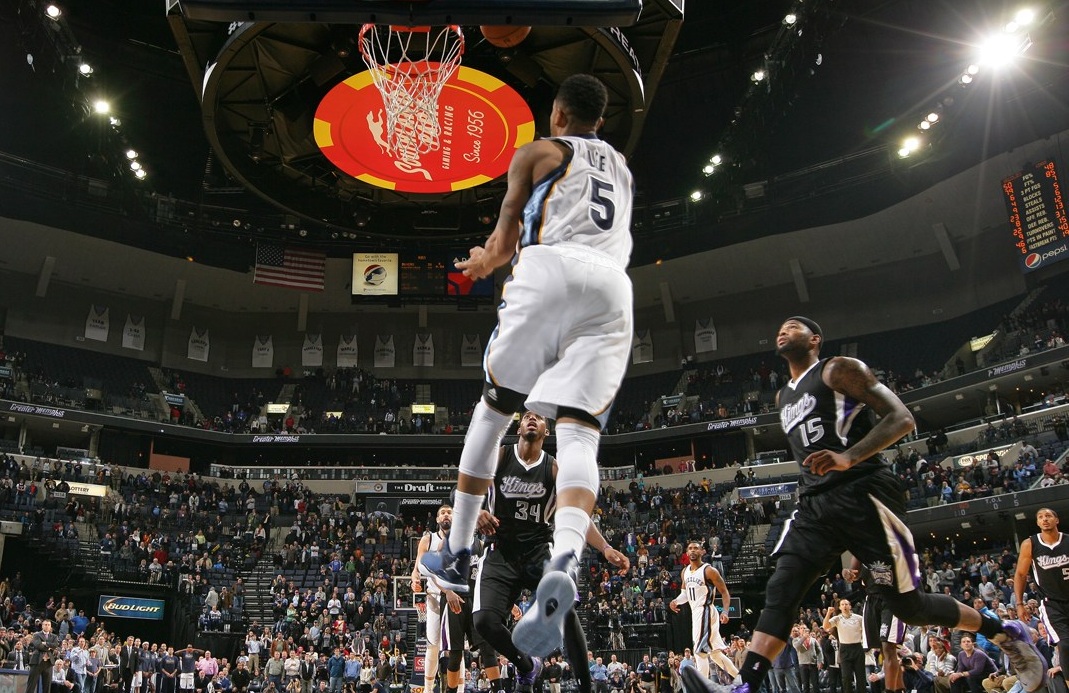 盘点NBA近十年4个“诡异”压哨!布克0.2秒背后压哨入选