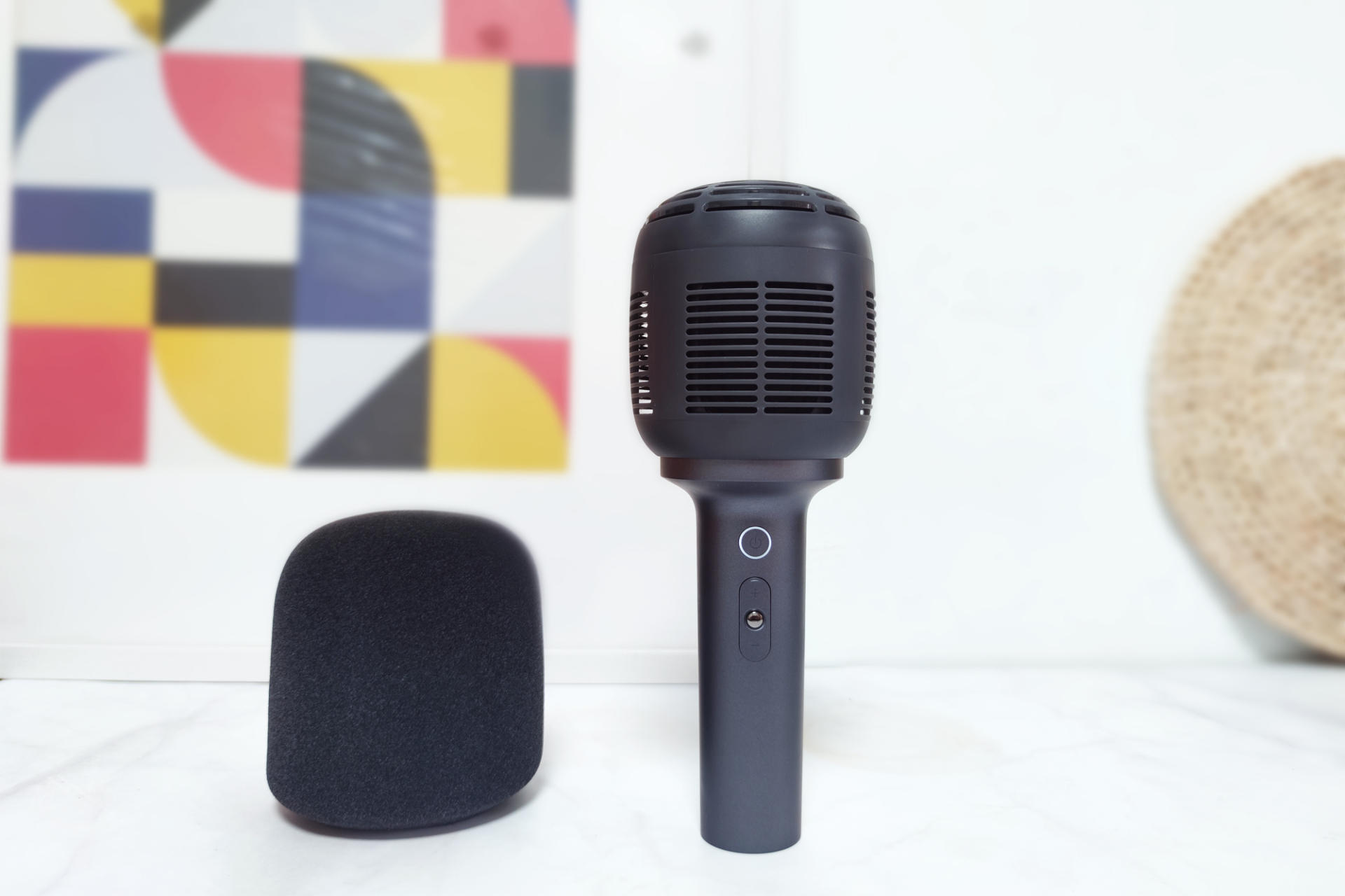 米家K歌麦克风评测，声卡级芯片+九种音效加持，把KTV随身携带