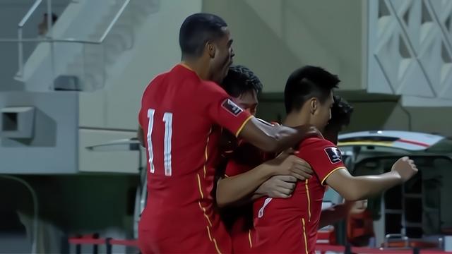 国足最近10场球战绩,国足5轮战罢积4分