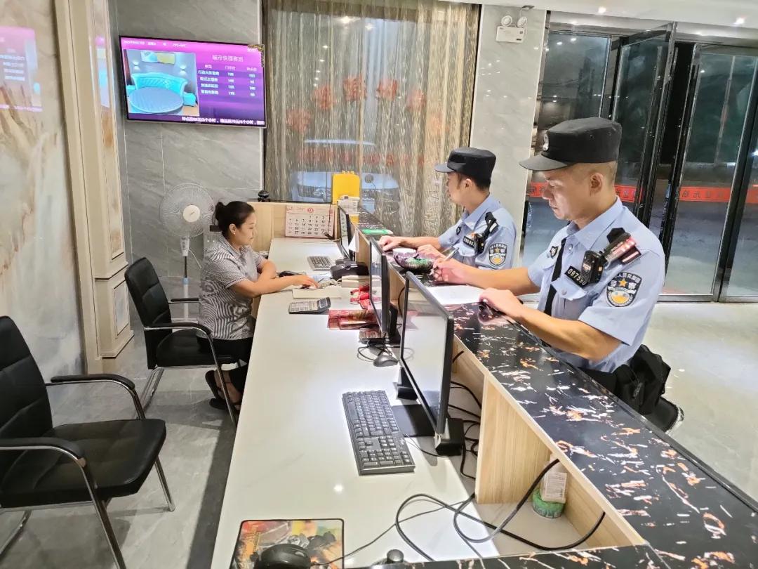 警方大清查一夜抓获20多人,汕头潮南统一清查行动