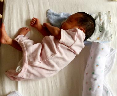 满月宝宝长几斤合理奶量,刚满月的宝宝每次喂多少奶