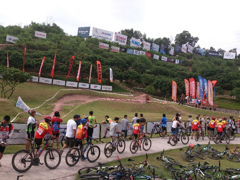 兴趣爱好骑行素材,山地车骑行爱好
