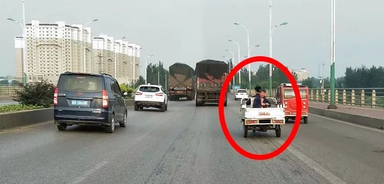 今天把头条送给他们!平凡、善良、伟大的迁安人