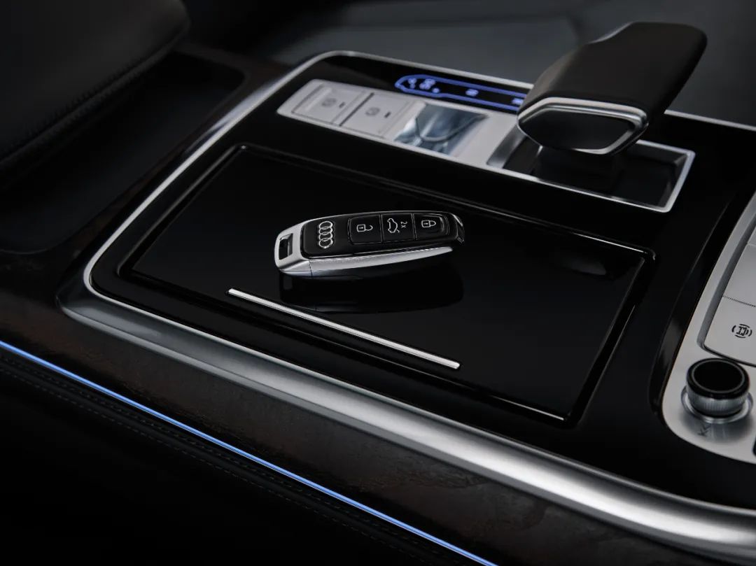 老款奥迪q73.0t和老款奥迪q73.6区别,新款奥迪q7正式上市售68.98万起