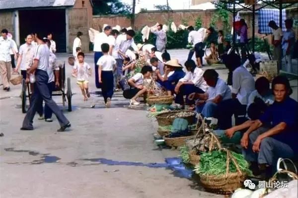 澶ф腐闄勮繎鑰佽,鍚椂鍏夌殑鏁呬簨