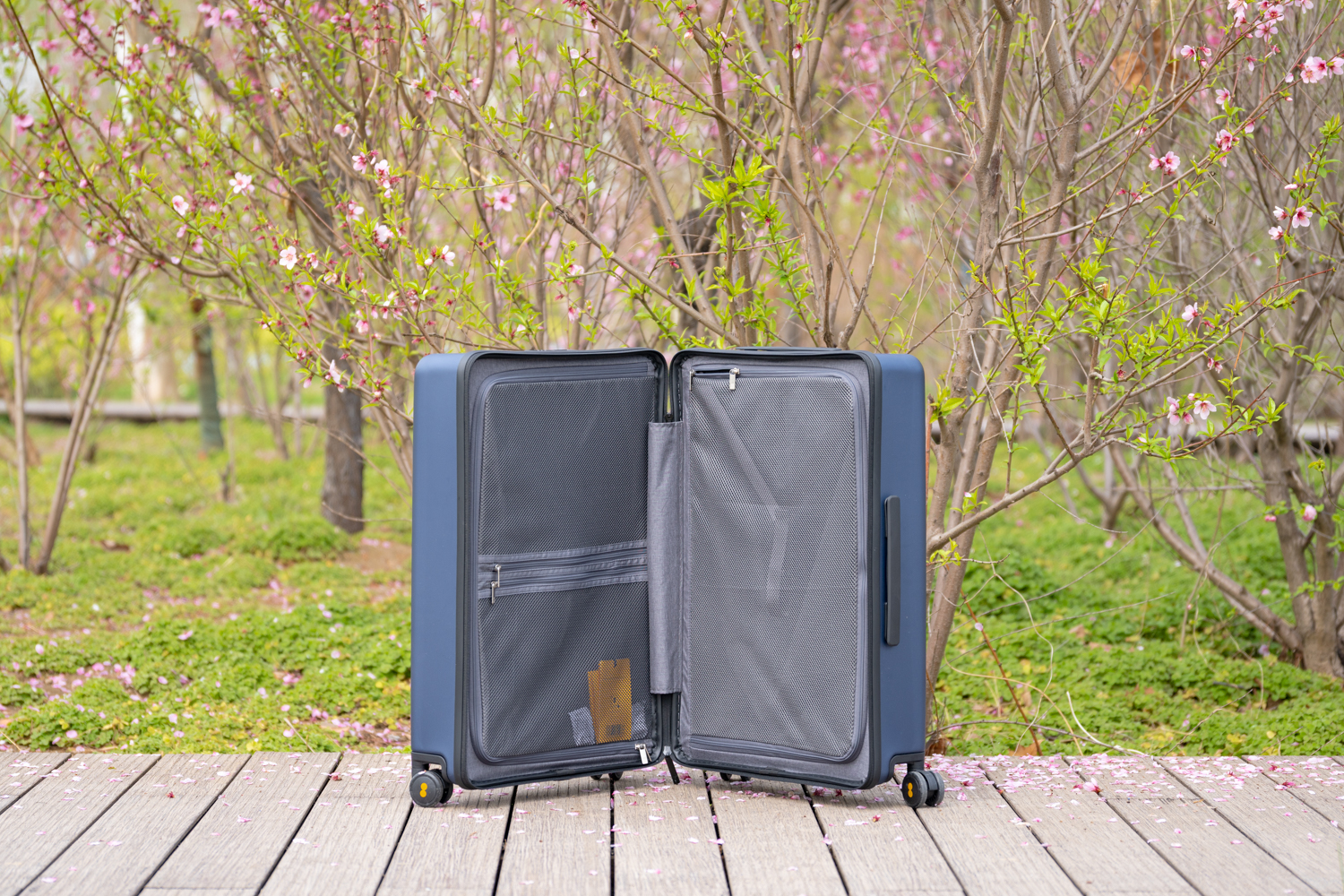出差旅行必备这款行李箱值得拥有,出差旅行必备高档旅行箱