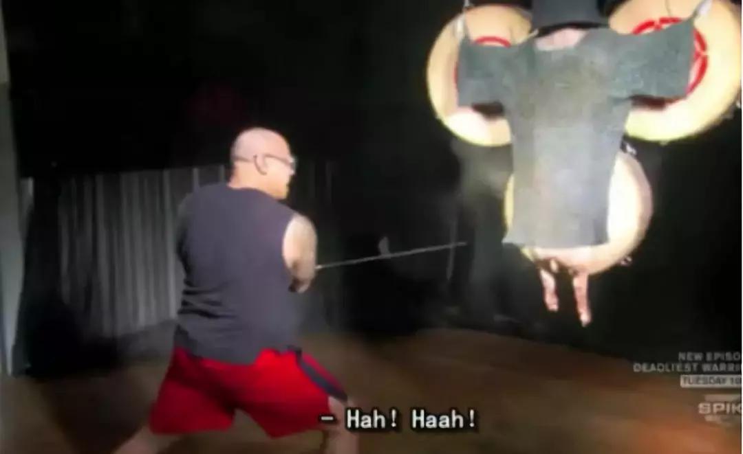 日本刀在战场上的威力,以锋利闻名于世的日本刀