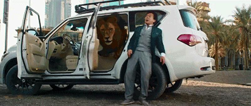 66岁高龄的成龙还能打，他才是披荆斩棘的《急先锋》