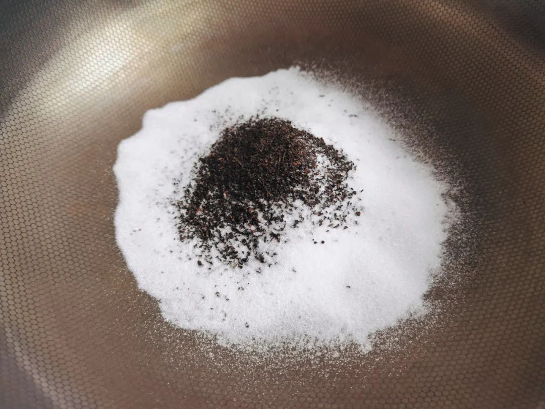 焦糖奶茶怎么制作简单又好喝,第一次在家自制焦糖奶茶非常好喝