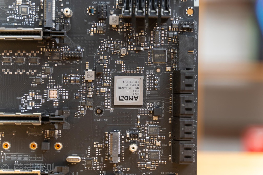 技嘉b550大雕主板评测,华擎x570太极雷蛇怎么样