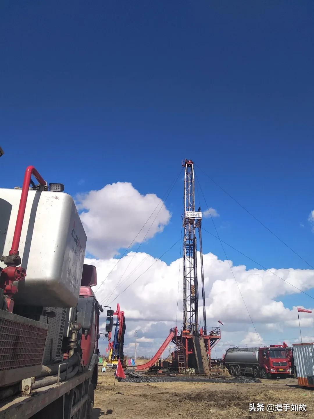 亲爱的董小姐,亲爱的董小姐宋冬野完整版