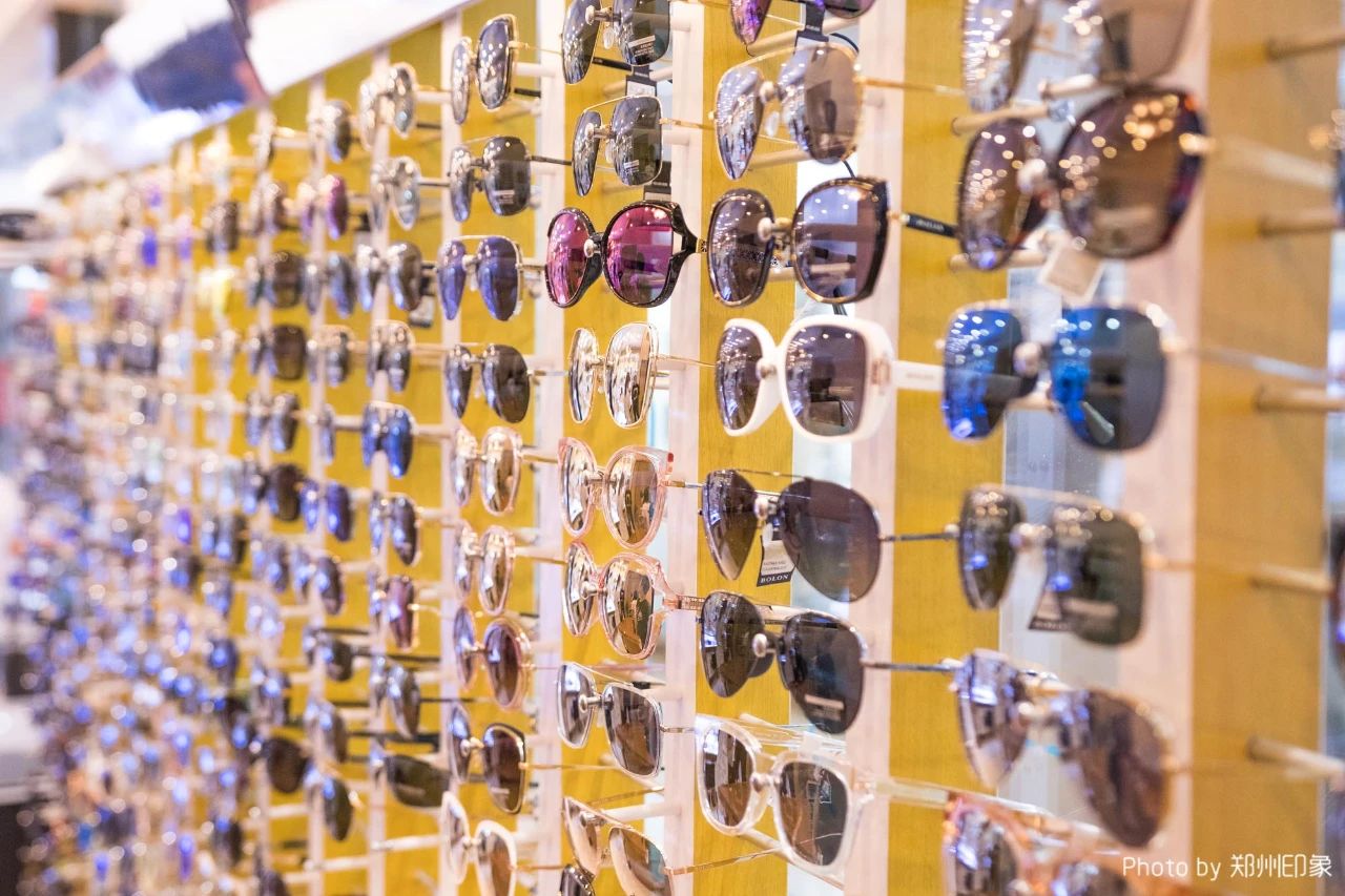 郑州人买衣服去哪儿,郑州人买电器去哪里