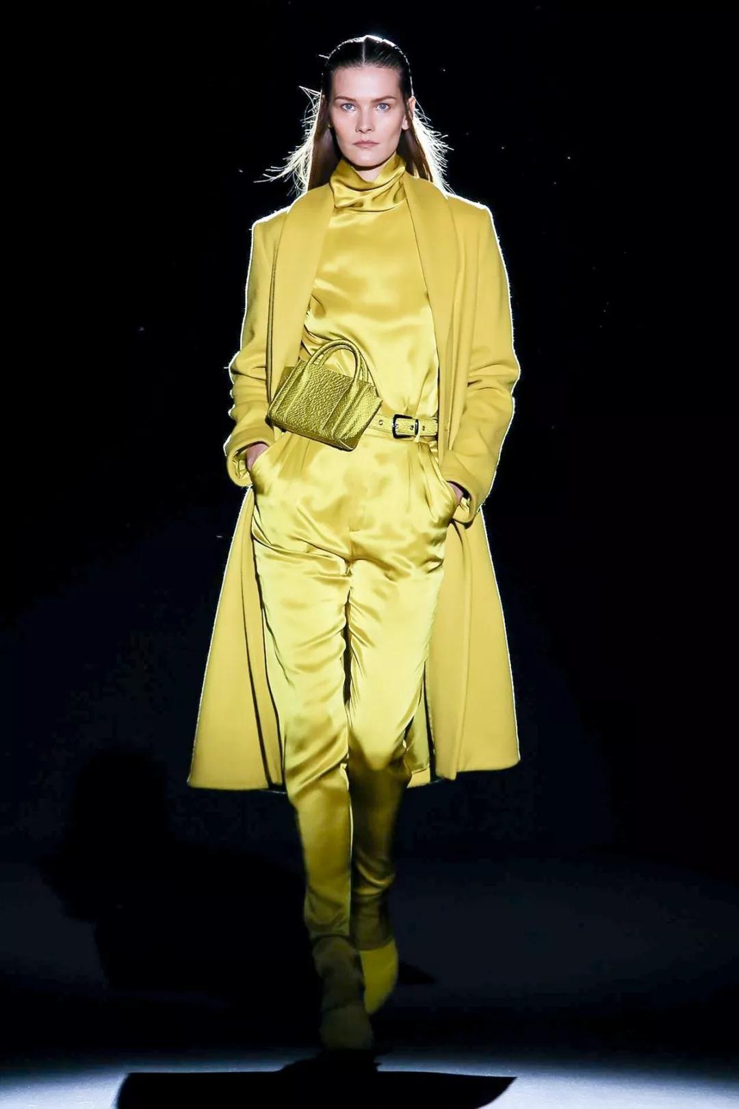 等疫情过后穿上漂亮的衣服,等疫情过后去赏花