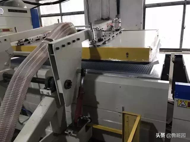 厨房柜门开胶掉下来了怎么办,柜门打胶需要晾多久