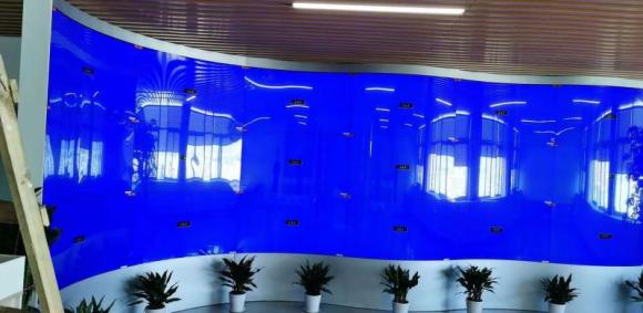 oled显示屏拼接效果,oled拼接屏和柔性屏